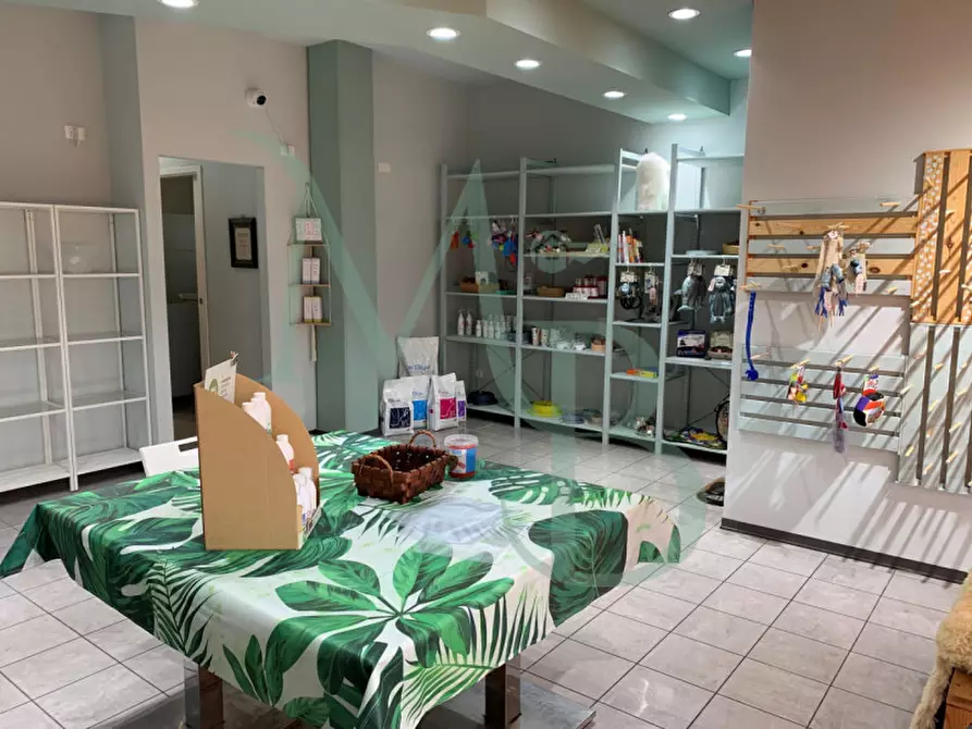 Immagine 3 di Negozio in affitto  in Via Armando Diaz a Vigonza