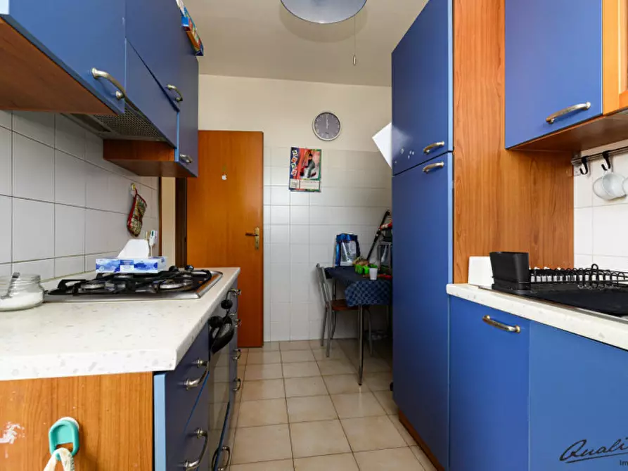 Immagine 8 di Appartamento in vendita  in Via Francesco Sapori 21 a Roma