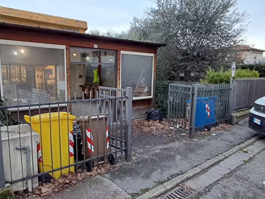 Immagine 1 di Attività commerciale in vendita  in VIA PISTOIESE a Firenze