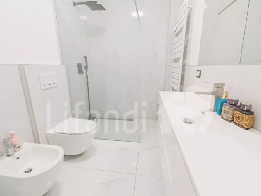 Immagine 10 di Appartamento in vendita  in Giacomo-Leopardi-Straße - Via G. Leopardi a Merano .Meran.