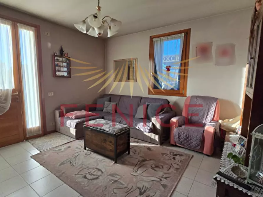 Immagine 7 di Villetta a schiera in vendita  in VIA LOVIGIONI 13 a Altivole