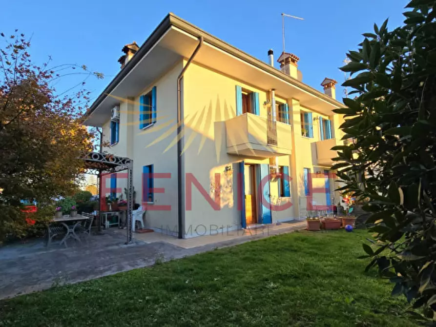 Immagine 35 di Villetta a schiera in vendita  in VIA LOVIGIONI 13 a Altivole