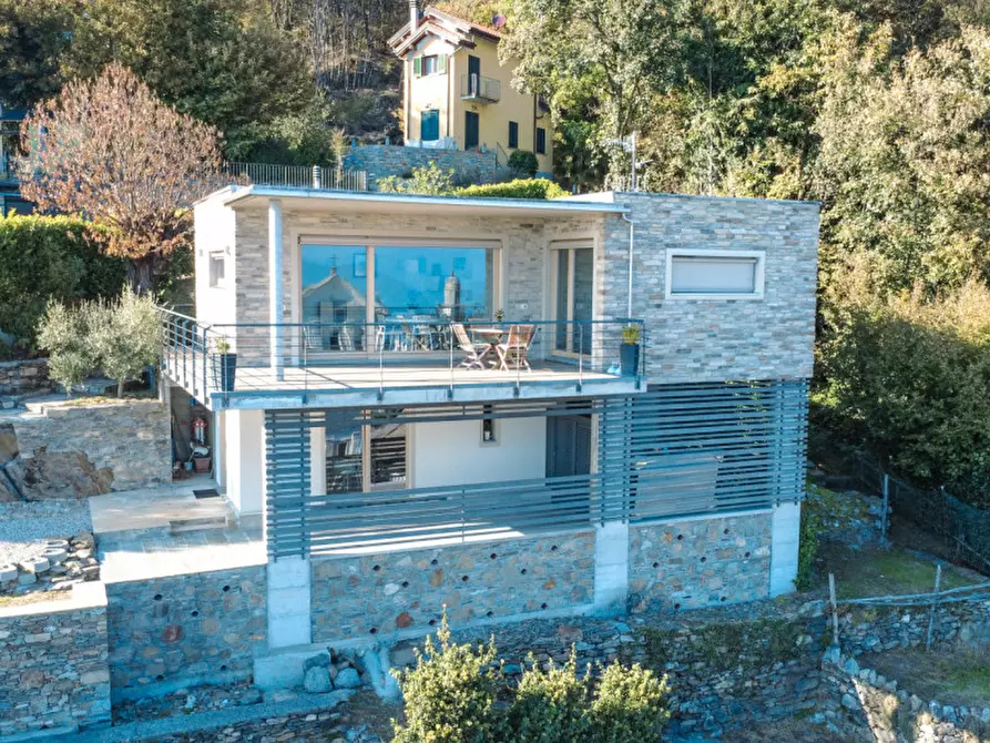 Immagine 1 di Villa in vendita  in via don minoli, 14 a Trarego Viggiona