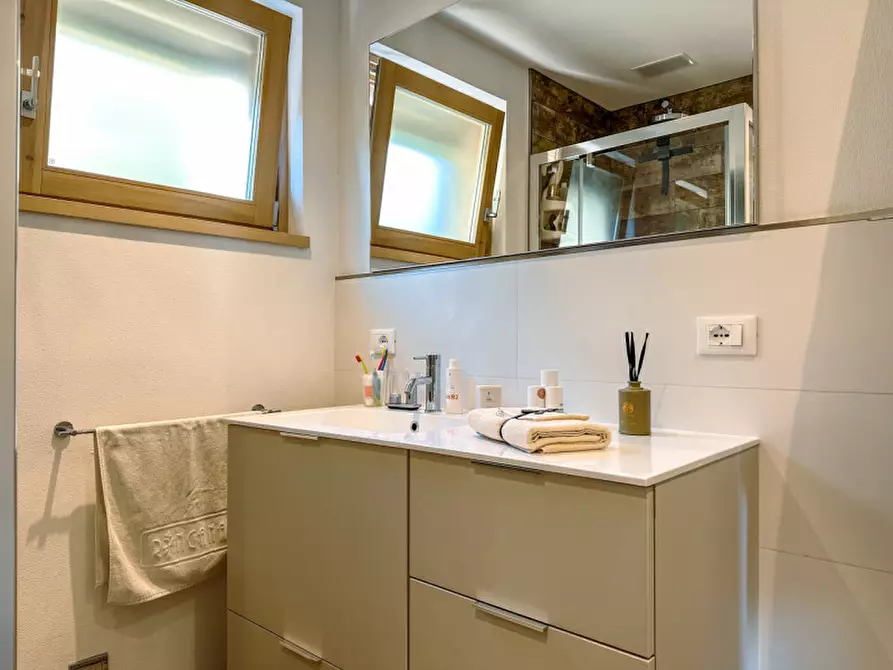 Immagine 19 di Villa in vendita  in via don minoli, 14 a Trarego Viggiona