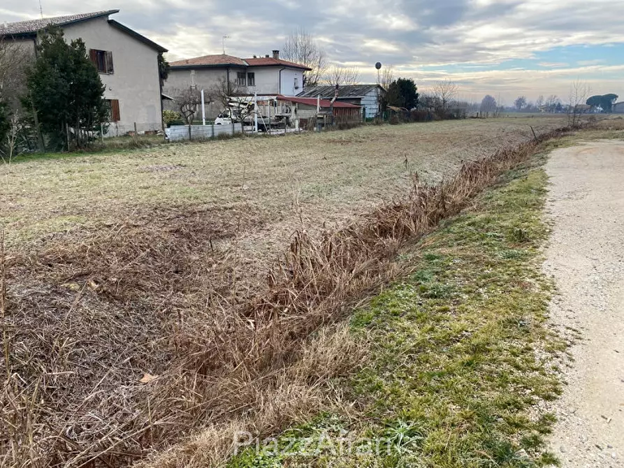 Immagine 2 di Terreno in vendita  in Brugine Via Fiumicello a Brugine