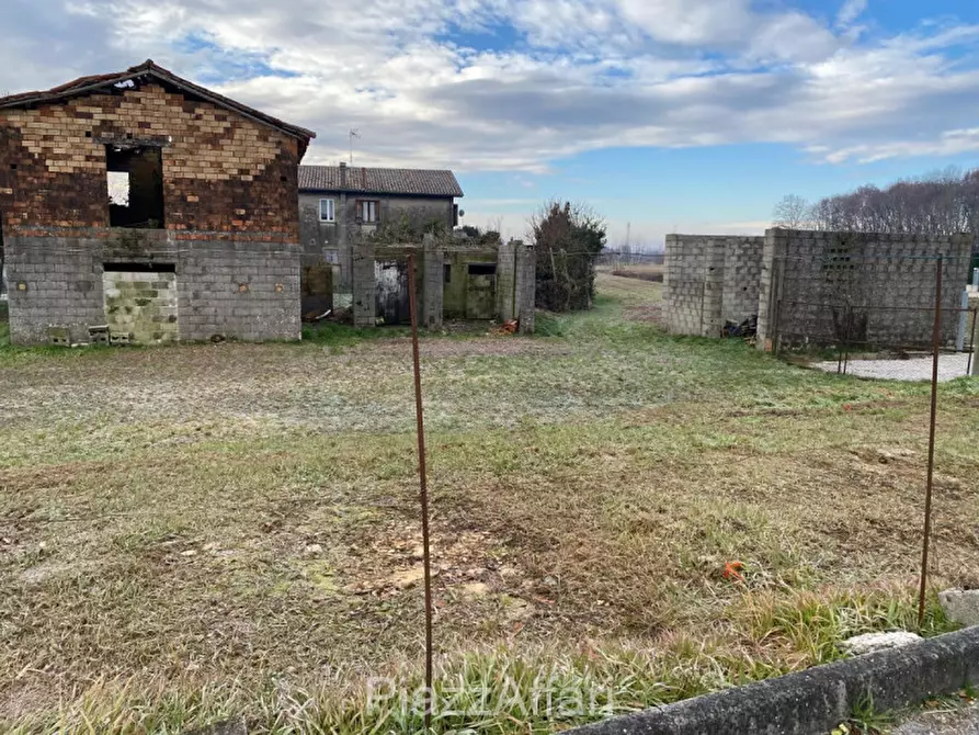 Immagine 8 di Terreno in vendita  in Brugine Via Fiumicello a Brugine