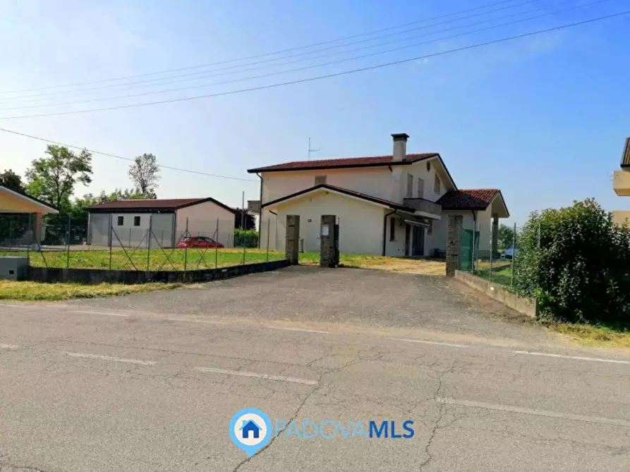 Immagine 3 di Casa bifamiliare in vendita  in Via Rosara a Codevigo