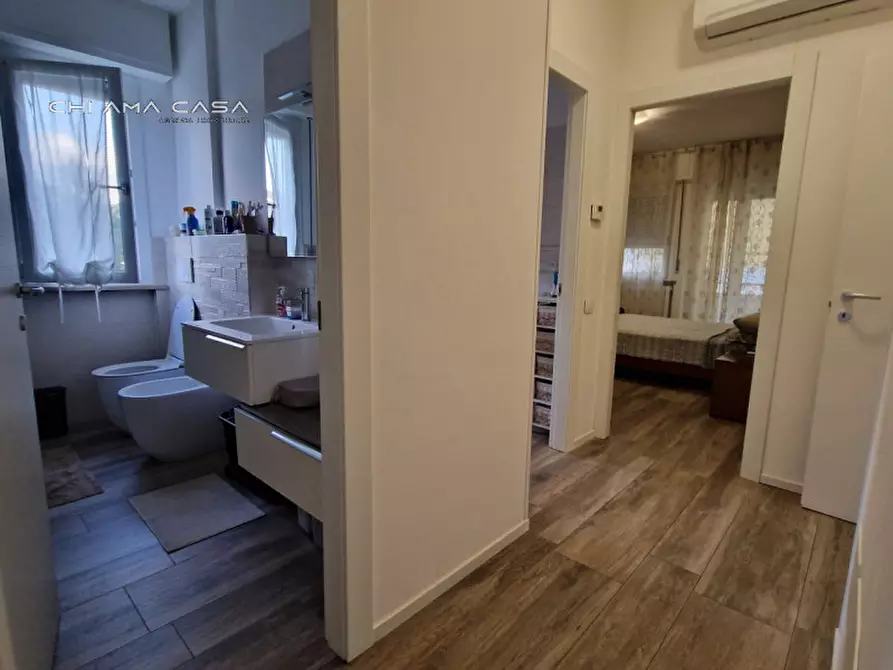 Immagine 17 di Appartamento in vendita  in Via del Rio a Pesaro