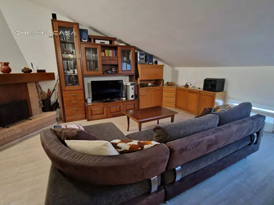 Immagine 24 di Appartamento in vendita  in Via del Rio a Pesaro