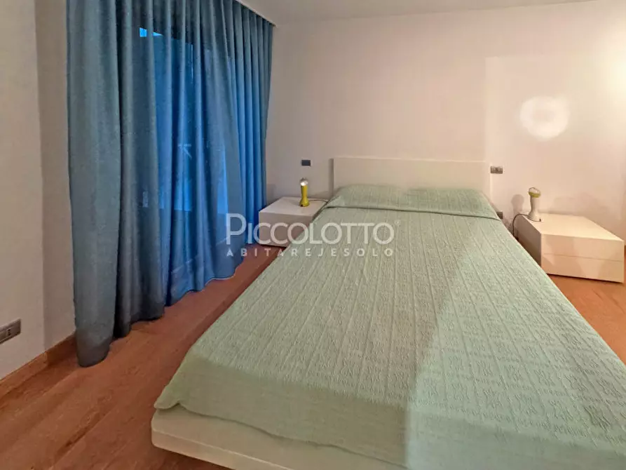 Immagine 12 di Appartamento in vendita  in via Dante Alighieri a Jesolo