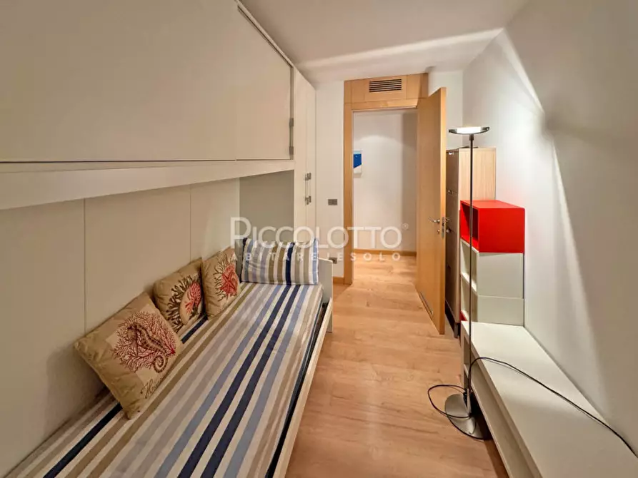 Immagine 14 di Appartamento in vendita  in via Dante Alighieri a Jesolo