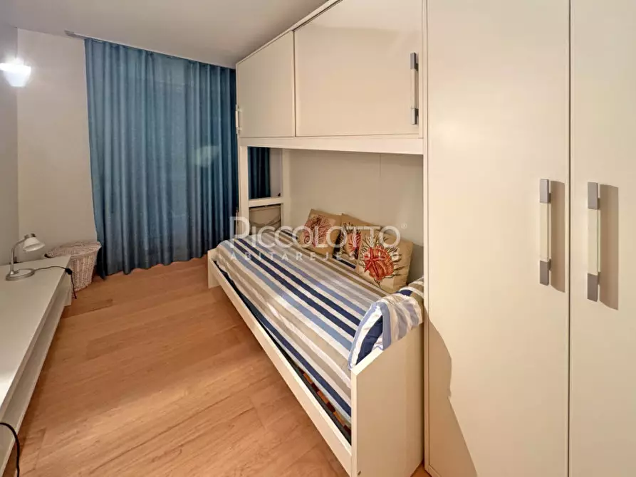 Immagine 15 di Appartamento in vendita  in via Dante Alighieri a Jesolo