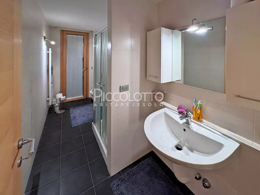 Immagine 16 di Appartamento in vendita  in via Dante Alighieri a Jesolo