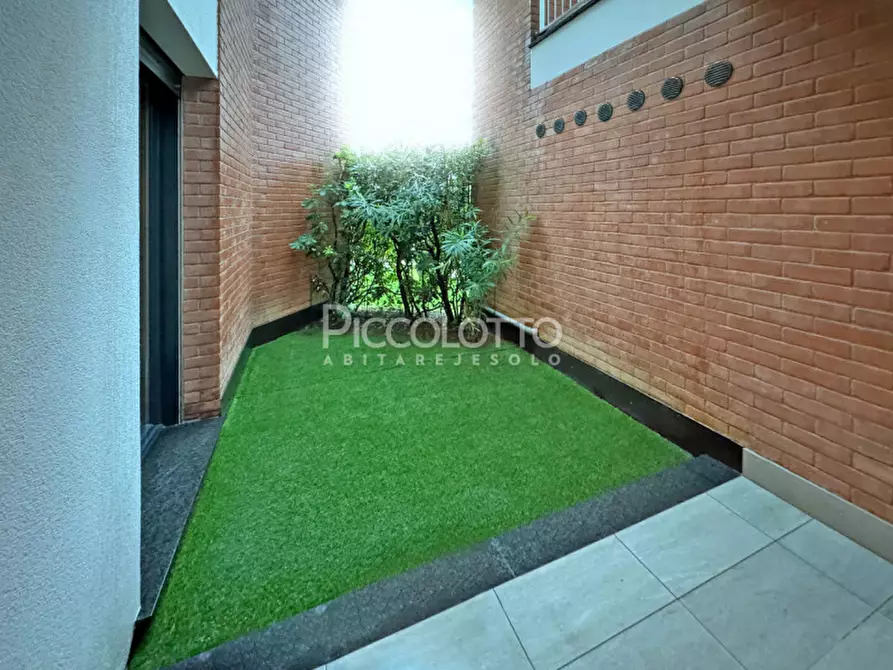 Immagine 17 di Appartamento in vendita  in via Dante Alighieri a Jesolo