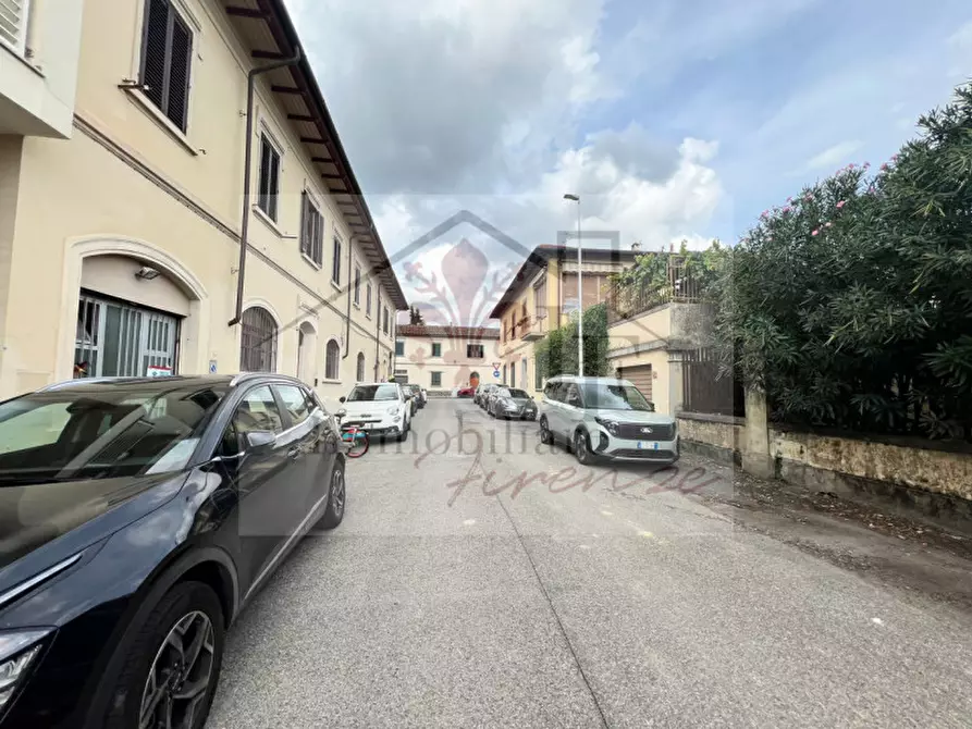 Immagine 2 di Appartamento in vendita  in Via Giuseppe Gazzeri a Firenze