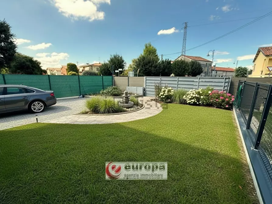 Immagine 4 di Casa indipendente in vendita  in Via Strasilia a Bolzano Vicentino