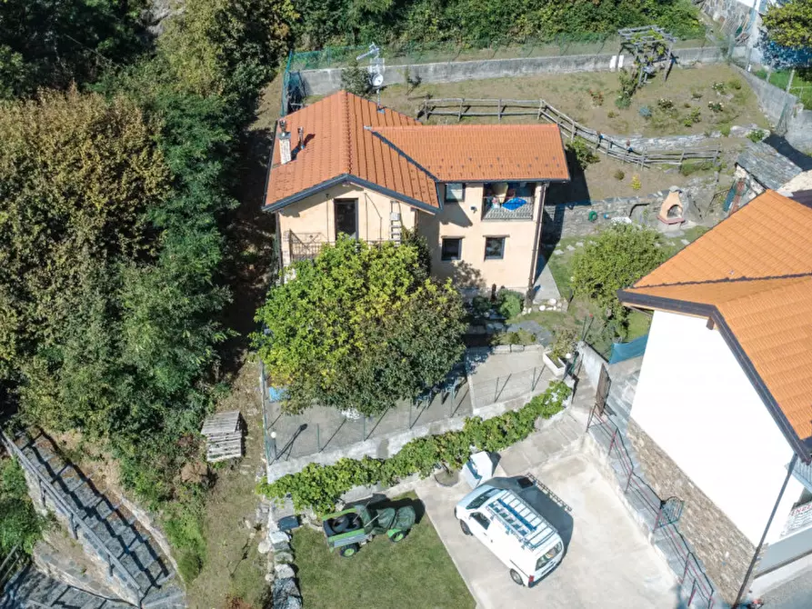 Immagine 2 di Villa in vendita  in via fonte vincesco, 7 a Trarego Viggiona