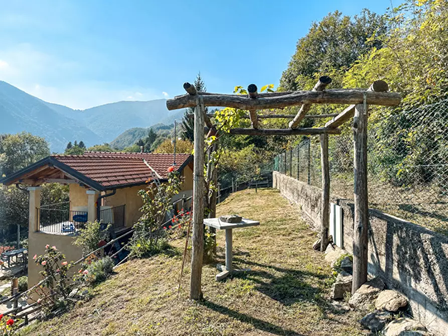 Immagine 24 di Villa in vendita  in via fonte vincesco, 7 a Trarego Viggiona