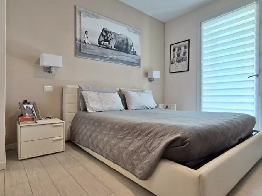 Immagine 5 di Appartamento in vendita  in Via Giulio Pastore a Peschiera Del Garda