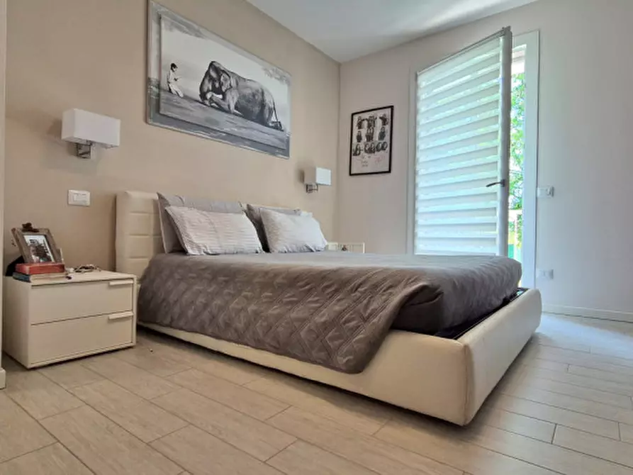 Immagine 18 di Appartamento in vendita  in Via Giulio Pastore a Peschiera Del Garda