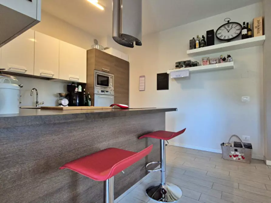 Immagine 25 di Appartamento in vendita  in Via Giulio Pastore a Peschiera Del Garda