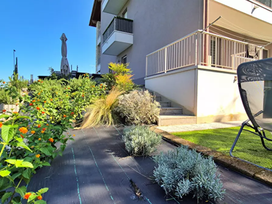 Immagine 40 di Appartamento in vendita  in Via Giulio Pastore a Peschiera Del Garda