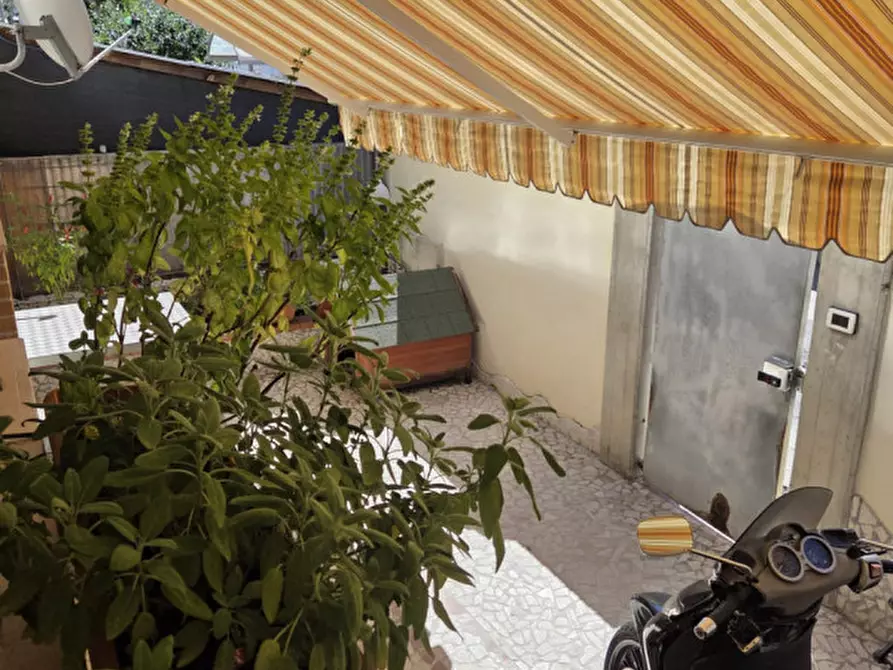 Immagine 8 di Appartamento in vendita  in via Vistola a Montesilvano