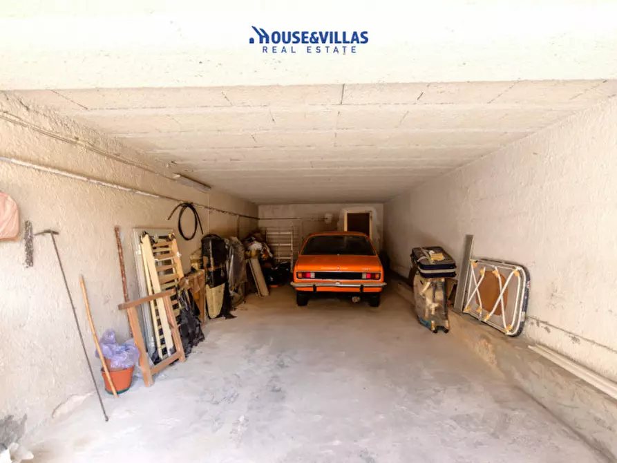 Immagine 17 di Appartamento in vendita  in Via Francesco Giantommaso a Noto