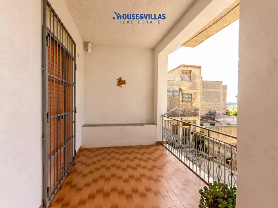 Immagine 18 di Appartamento in vendita  in Via Francesco Giantommaso a Noto