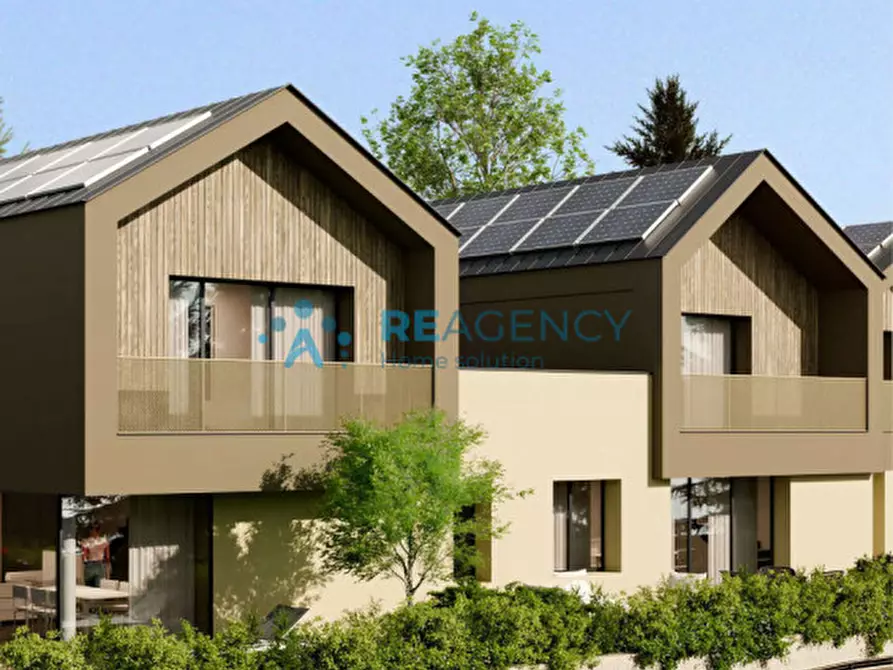 Immagine 4 di Appartamento in vendita  in Via Ugo Foscolo a Asiago