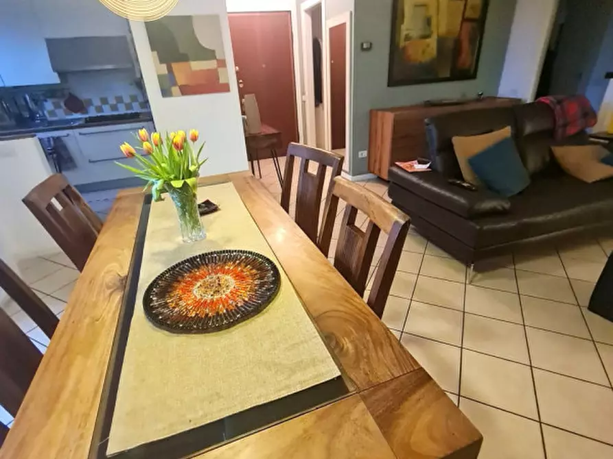 Immagine 3 di Appartamento in vendita  in Via San Venerio a Milano