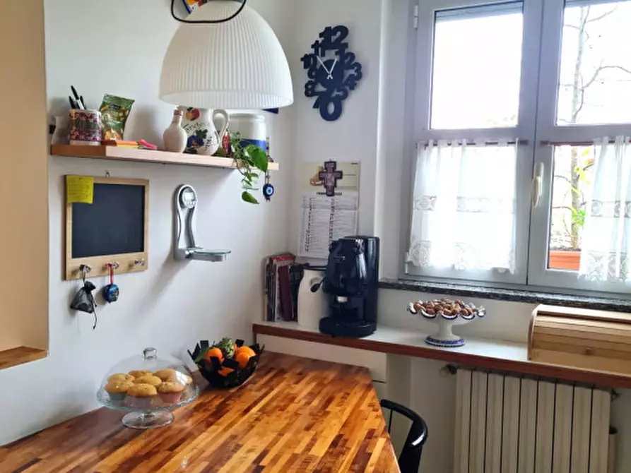 Immagine 5 di Appartamento in vendita  in Via San Venerio a Milano