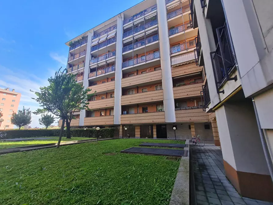 Immagine 16 di Appartamento in vendita  in Via San Venerio a Milano