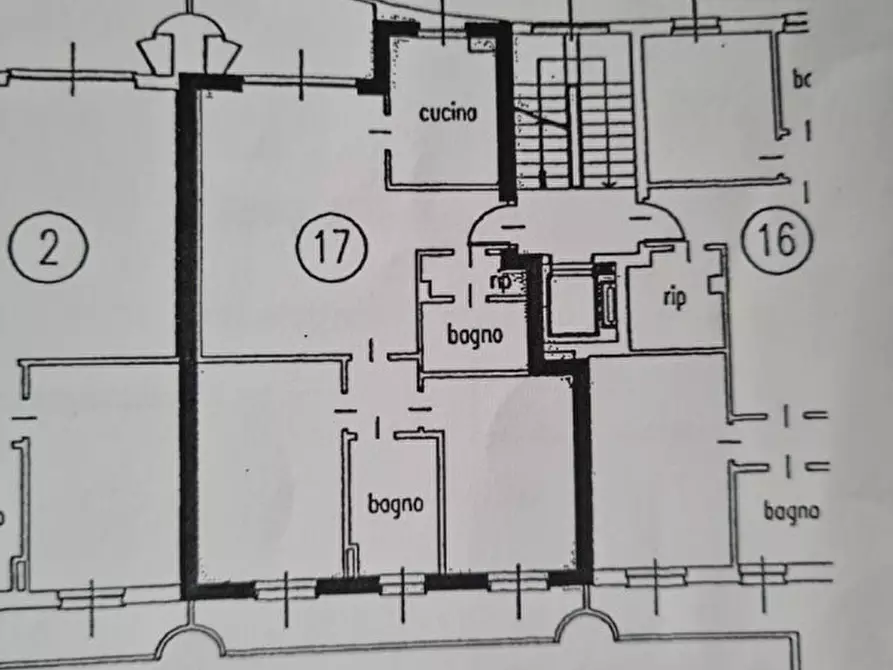 Immagine 19 di Appartamento in vendita  in Via San Venerio a Milano