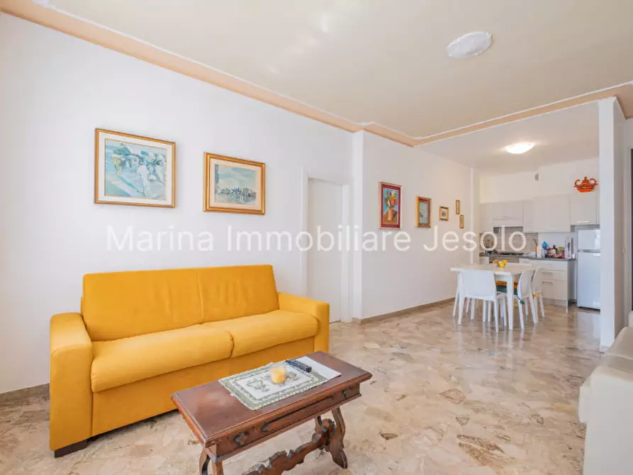 Immagine 3 di Appartamento in vendita  in Via Silvio Trentin a Jesolo