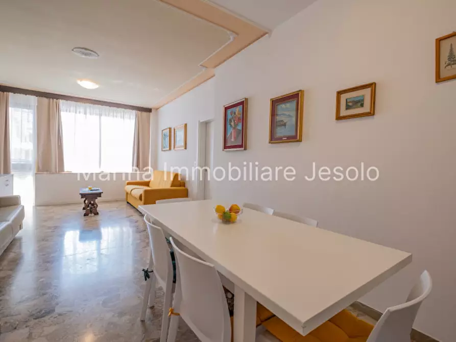 Immagine 3 di Appartamento in vendita  in Via Silvio Trentin a Jesolo