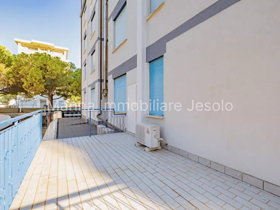 Immagine 4 di Appartamento in vendita  in Via Silvio Trentin a Jesolo