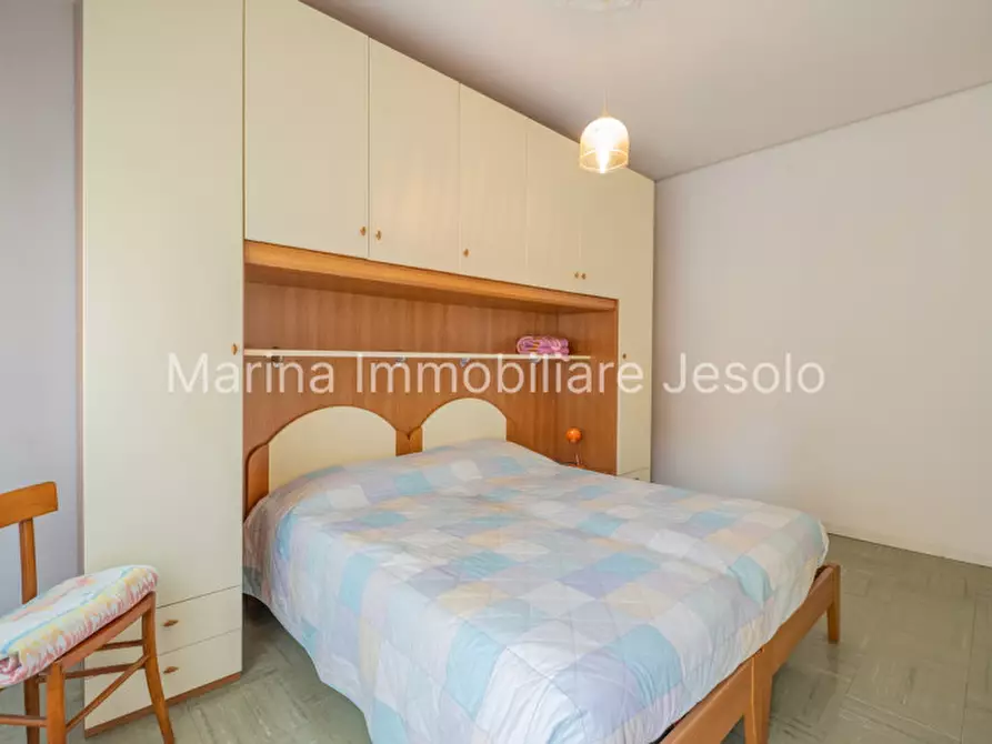 Immagine 17 di Appartamento in vendita  in Via Silvio Trentin a Jesolo