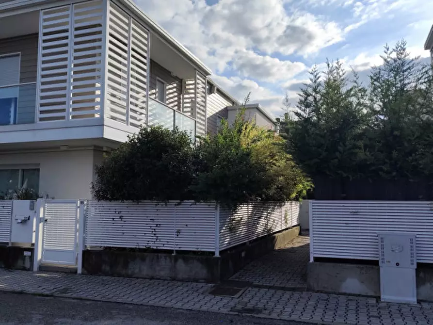 Immagine 1 di Casa quadrifamiliare in affitto  a Vicenza