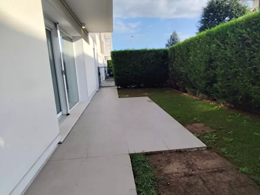 Immagine 7 di Casa quadrifamiliare in affitto  a Vicenza