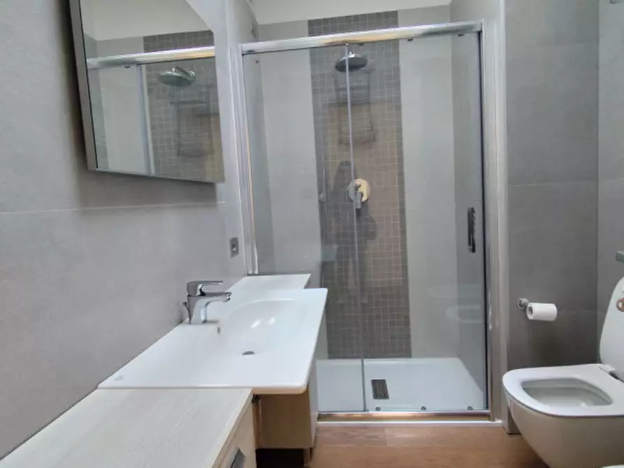 Immagine 23 di Casa quadrifamiliare in affitto  a Vicenza