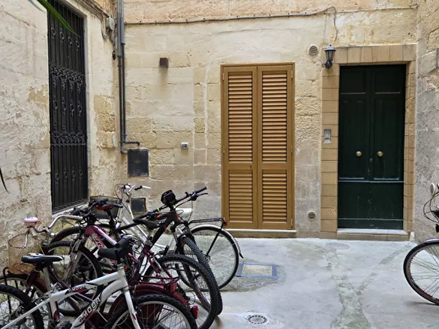 Immagine 30 di Appartamento in vendita  in Via Giuseppe Candido 18 a Lecce