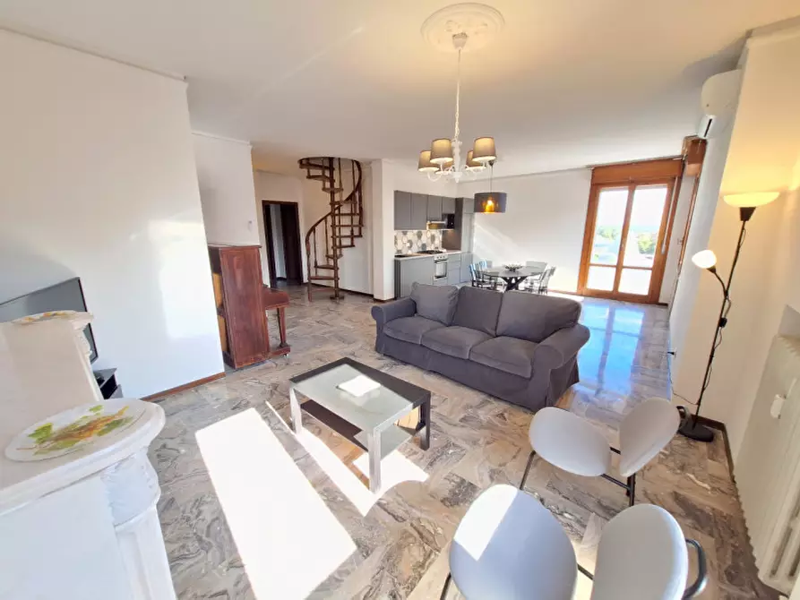 Immagine 2 di Camera in affitto  in via Biagi 38 a Modena