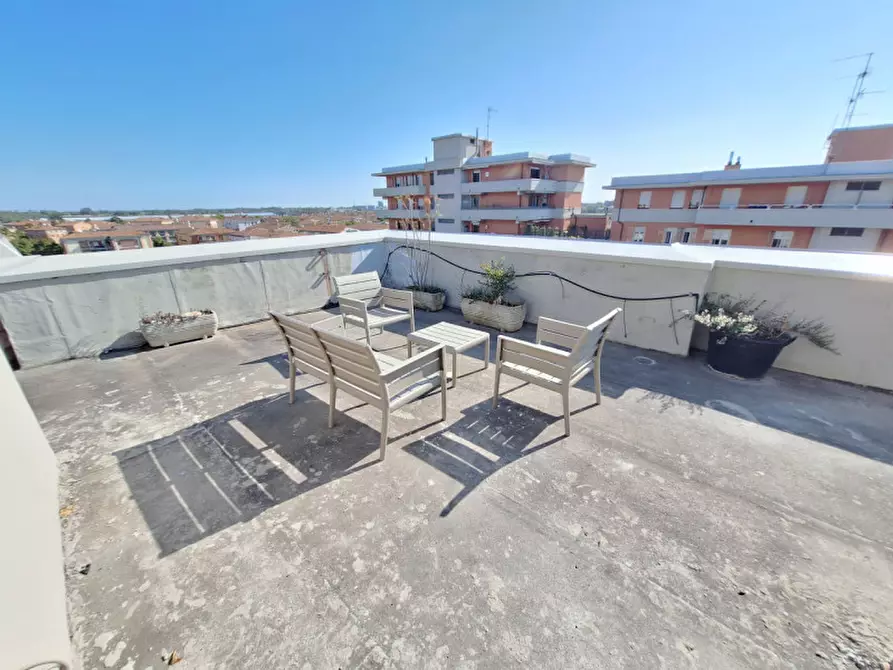 Immagine 21 di Camera in affitto  in via Biagi 38 a Modena