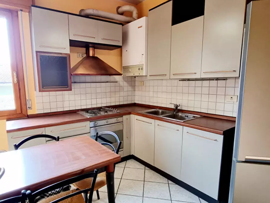 Immagine 4 di Camera in affitto  a Modena