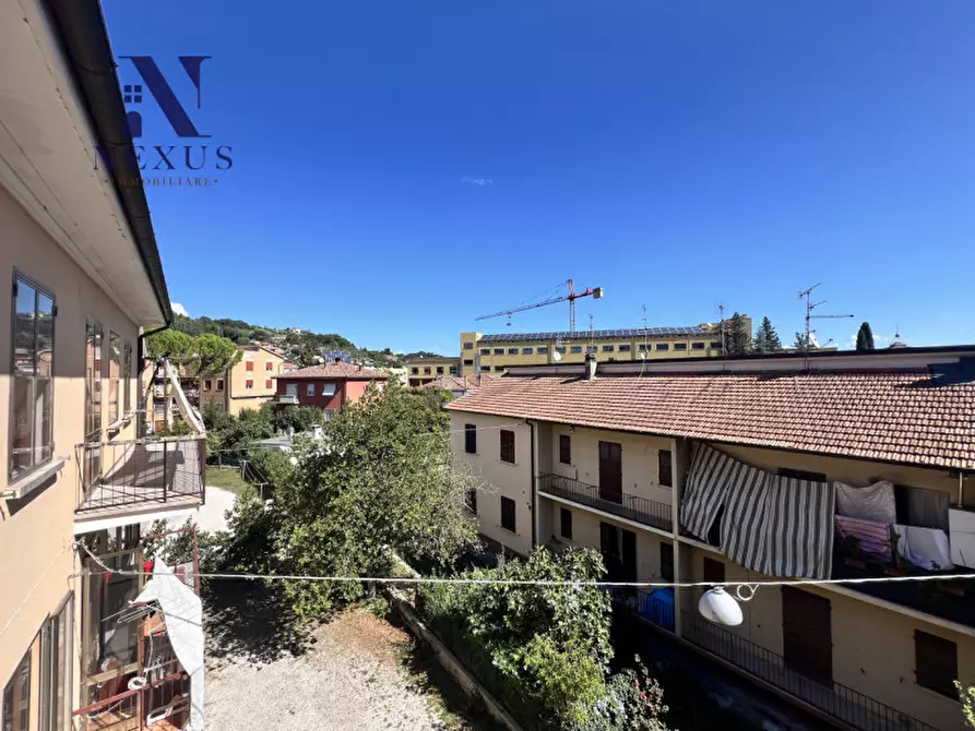 Immagine 2 di Appartamento in vendita  in viale italia a Fossombrone