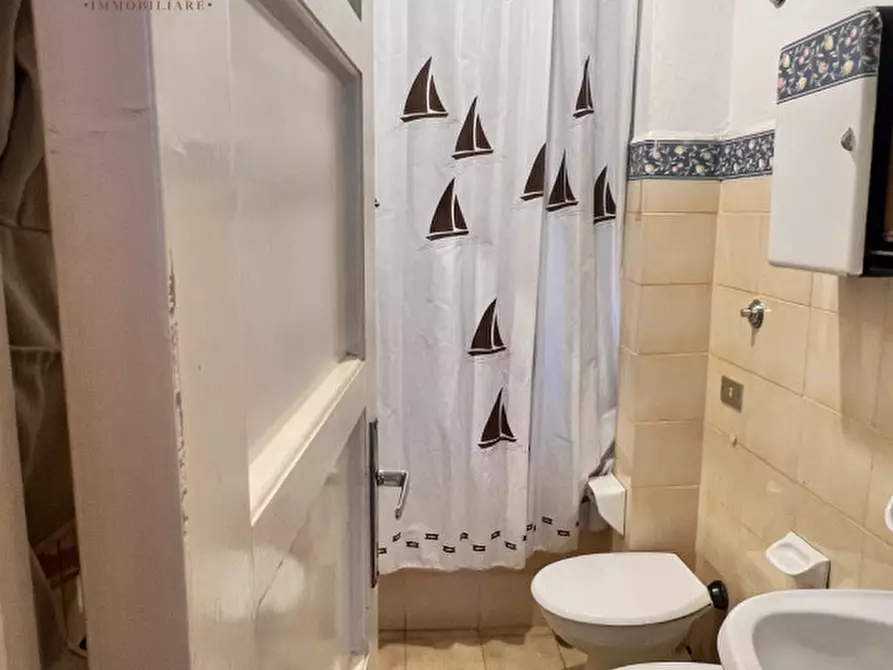 Immagine 26 di Appartamento in vendita  in viale italia a Fossombrone