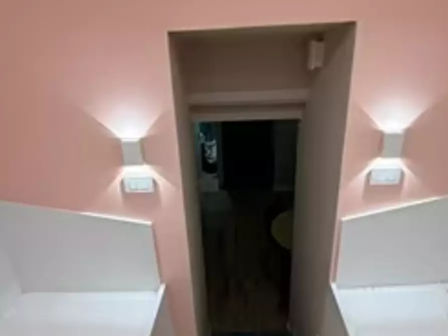 Immagine 1 di Appartamento in affitto  in Via Pietro Trinchera 3 a Napoli