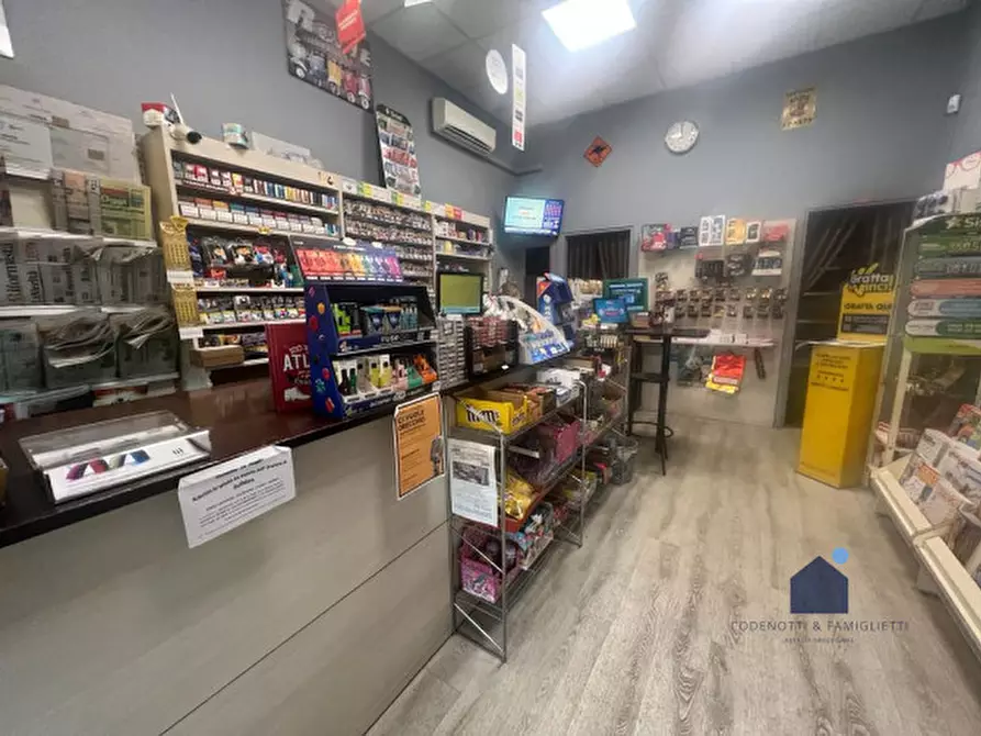 Immagine 9 di Attività commerciale in vendita  in Via Buffalora a Brescia