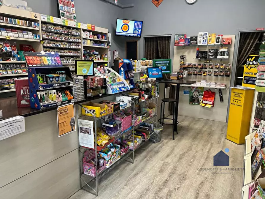 Immagine 10 di Attività commerciale in vendita  in Via Buffalora a Brescia